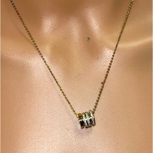 FASHION JEWELRY STAINLESS STEEL WOMEN'S GOLD COLOR CHAIN